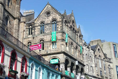 Edinburgh Quaker Meeting House, 7 Victoria Terrace from Victoria Street
